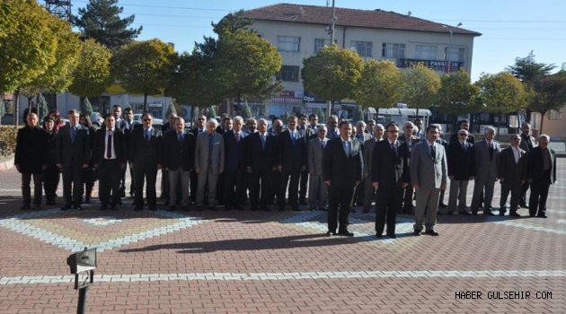 24 Kasım Öğretmenler Günü Gülşehir'de Kutlandı.