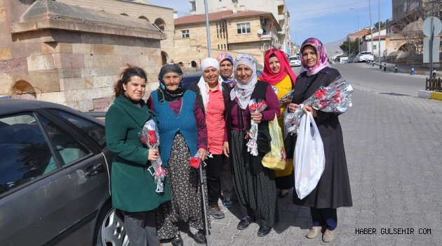 Ak Parti Gülşehir Kadın Kollarından Anlamlı ''8 Mart Kadınlar Günü Etkinliği''.