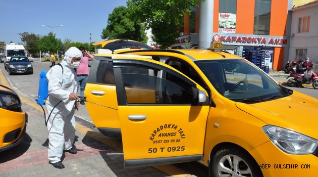 Avanos’ta Taksi Durakları Dezenfekte Edildi.
