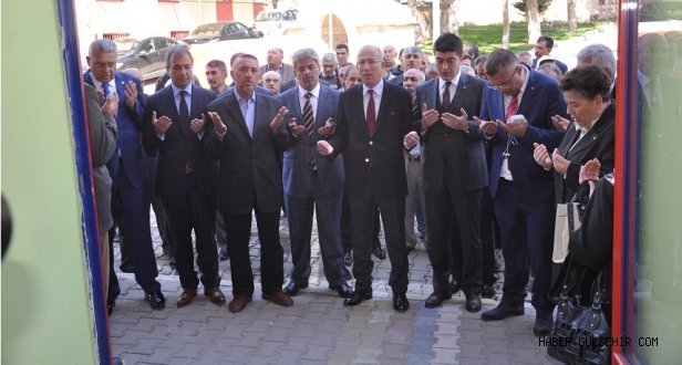 Gülşehir'lilerin İlgisi MHP'nin Yüzünü Güldürdü.
