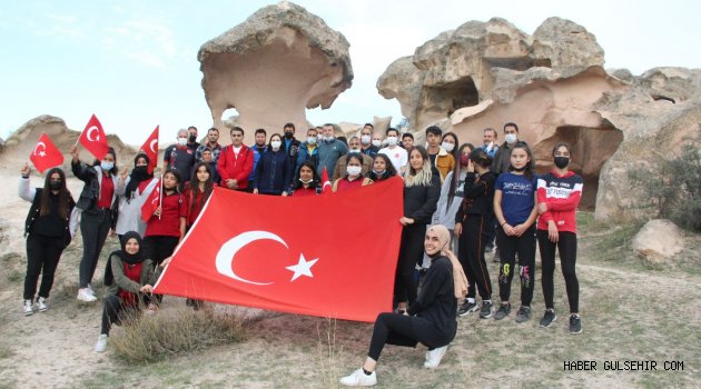 Gülşehir'de "29 Ekim Cumhuriyet Yürüyüşü" Gerçekleştirildi.