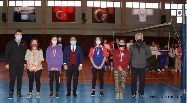 Gülşehir'de Sportif Faaliyetlerin Ödül Töreni Yapıldı.