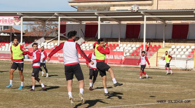Nevşehir Belediye Spor, Derince Spor Maçına Hazırlanıyor.