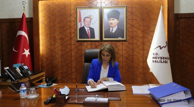 Nevşehir'in İlk Kadın Valisi İnci Sezer Becel Görevine Başladı