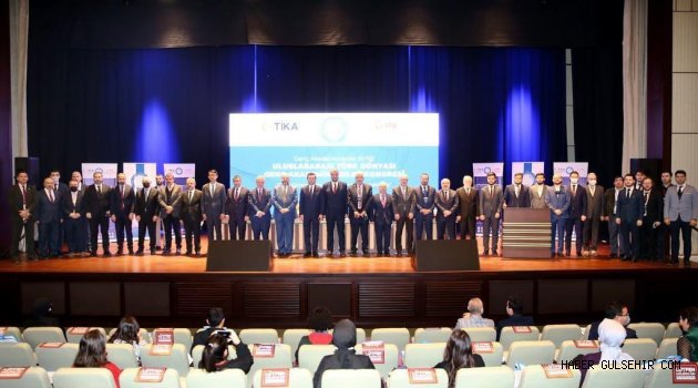 Rektör Aktekin ‘Uluslararası Türk Dünyası Genç Akademisyenler Kongresi’nde