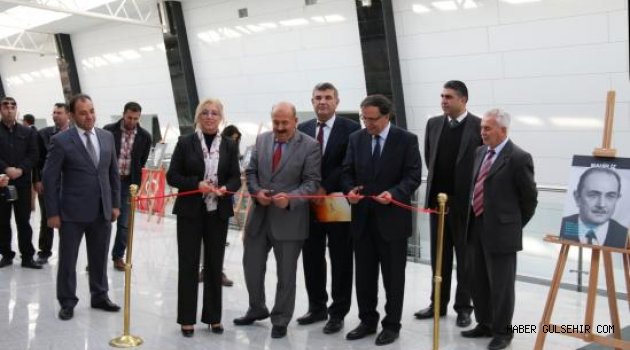 ‘Şehir-İnsan Medeniyet Köprüsü: Örnek Kişilikler Projesi’ Kapsamında Nevşehir Üniversitesi'nde Panel Düzenlendi.