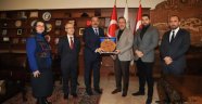 Nevşehir Baro Yönetiminden Başkan Seçen'e Nezaket Ziyareti