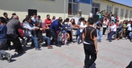 Gülşehir 100. Yıl Ortaokulu'ndan Geleneksel Bahar Şenliği