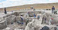 Nevşehir İl Özel İdaresi Gülşehir Ovaören-Yassıhöyük Tarihi Kazısını inceledi