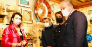 TBMM Başkanı Şentop, Çini Sanatçısı Olçar’ı ve İş Adamı Ölmez’i Kapadokya Sıtkı Sanat Galerisinde Ziyaret etti