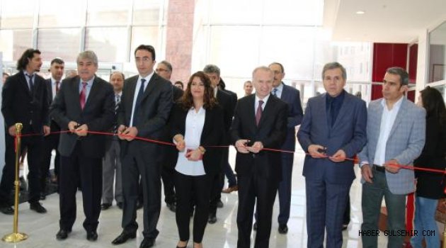 8 Mart Dünya Kadınlar Günü NEÜ'de Kutlandı