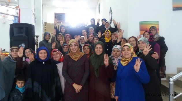 AK Kadınlar Çayda Buluştu