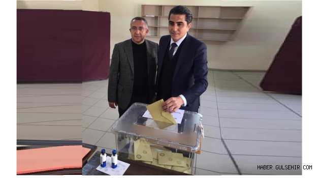 Ak Parti Gülşehir Belediye Başkan Adayı Fatih Çiftçi Oyunu Kullandı.