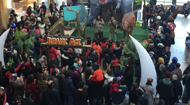 Forum Kapadokya’daki dev dinozorlara yoğun ilgi!