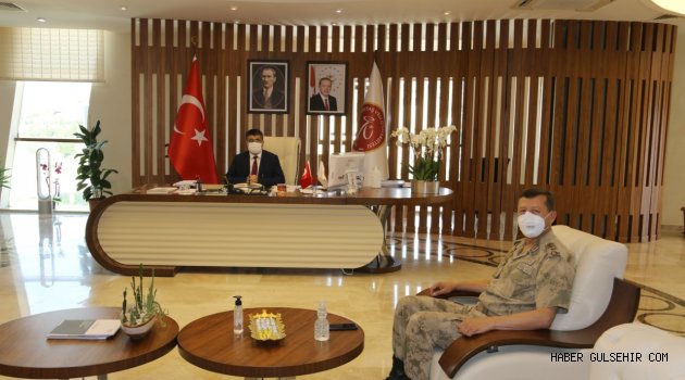 JAKEM Komutanı Altın’dan Rektör Aktekin’e Hayırlı Olsun Ziyareti