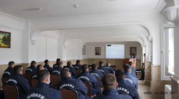 Jandarmaya Elektronik Kelepçe ve KADES Eğitimi.