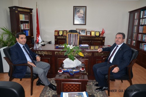 Kaymakam Çakır, Müftü Öztürk’ü Ziyaret Etti.