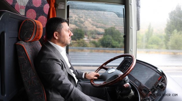 Başkan Rasim Arı, Nevşehir Belediyesi SK Takım Otobüsünü Kullandı