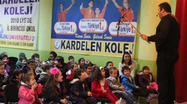 Minik Kardelenler Karagöz ve Hacivat Oyunu ile Tanıştı