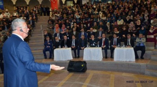 Nevşehir’ de Çanakkale Konferansı Yoğun İlgi Gördü