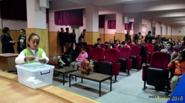 Nevşehir Merkez İlçe Öğrenci Meclisi Temsilcileri Seçimi Yapıldı