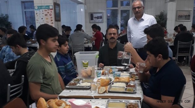 Nevşehir Valisi İlhami Aktaş, İmam Hatipliler ile İftarda Buluştu