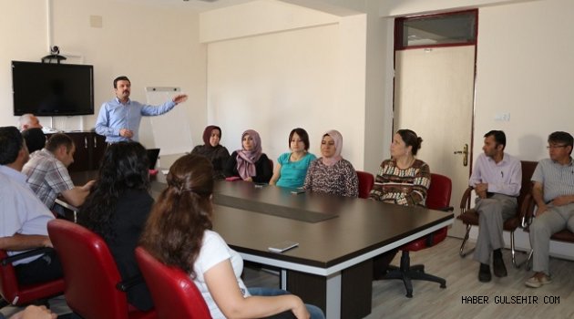 SAĞLIK PERSONELİNE AİLE İÇİ ŞİDDETLE MÜCADELE EĞİTİMİ