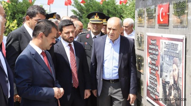 ŞEHİT MEZARLARI ZİYARET EDİLDİ