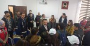 Karslı misafir öğrenciler, Vali İlhami Aktaş ile buluştu.