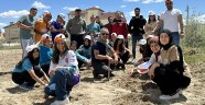 “Çocuklar Toprakla Buluşuyor” Projesi Kapsamında Fideler Toprakla Buluşturuldu