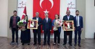 DEVLET ÖVÜNÇ MADALYASI VE BERATI TEVCİH TÖRENİ