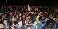 FENERBAHÇELİLER FİNAL HEYECANINI DİRİLİŞ MEYDANI’NDA YAŞADI