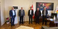 GENÇ NEVŞEHİRLİLER DERNEĞİ’NDEN BAŞKAN PARMAKSIZ’A ZİYARET