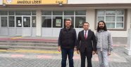 Ülkücülerden yılın öğretmenine tebrik