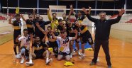 Ürgüpspor voleybol takımı adım adım hedefe yürüyor