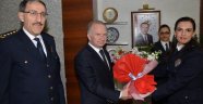 Vali Ceylan'a Polis Haftası Kutlama Davetiyesi Takdim Edildi.