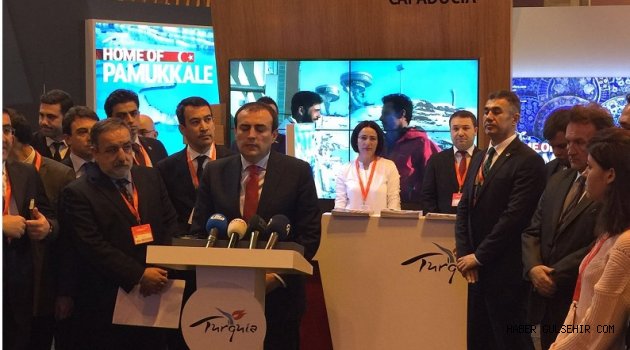 TURİZM BAKANI KAPADOKYA STANDINI ZİYARET ETTİ