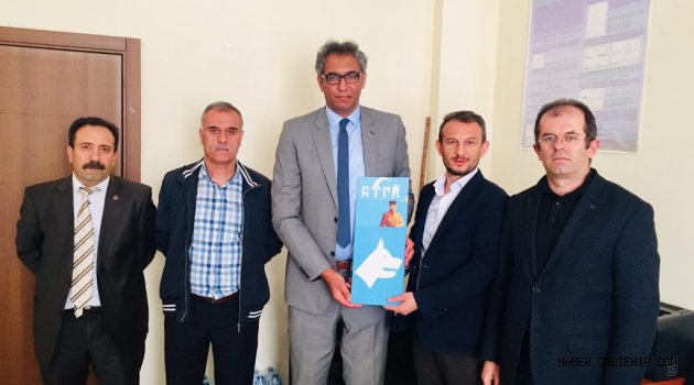 TÜRK EĞİTİM SEN'DEN 1600. ÜYESİNE ANLAMLI HEDİYE