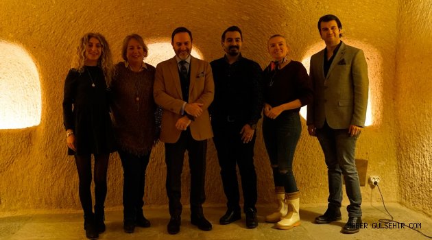 Ünlü Ekonomist Alkin Bezirhane’de Söyleşi Düzenledi