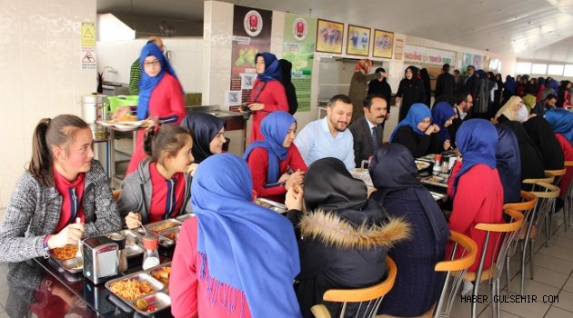 Vali Aktaş, Şehit Demet Sezen Kız Anadolu İHL Öğrencileri ile Buluştu.