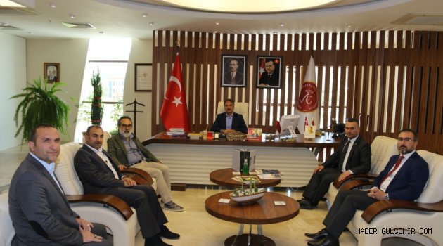 Yazar Recep Garip, Rektör Bağlı’yı ziyaret etti