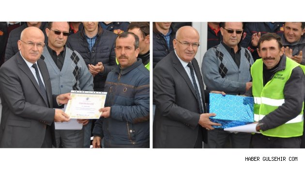 Yıldız'dan Belediye Personeline Takdir Belgesi